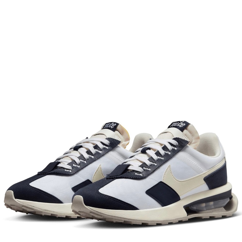 Nike Air Max Pre-Day sneakers in white